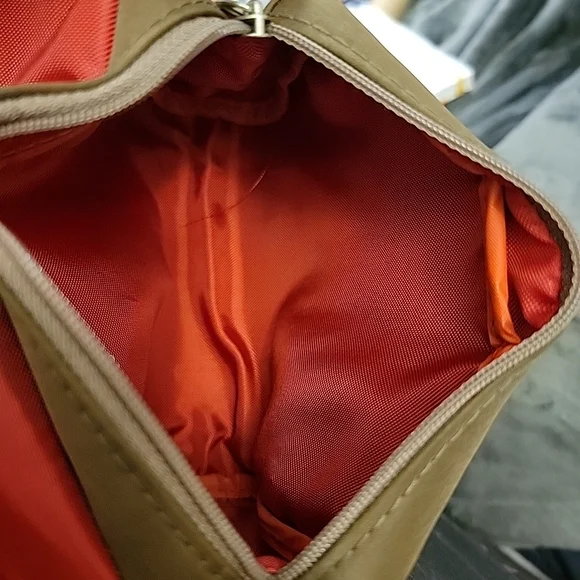 Delta Airlines Elite Business First Class Flight Amenity Kit - Picture 13 of 13